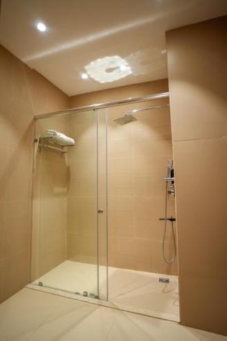 Hotel Midas Inn Mathura Exterior photo